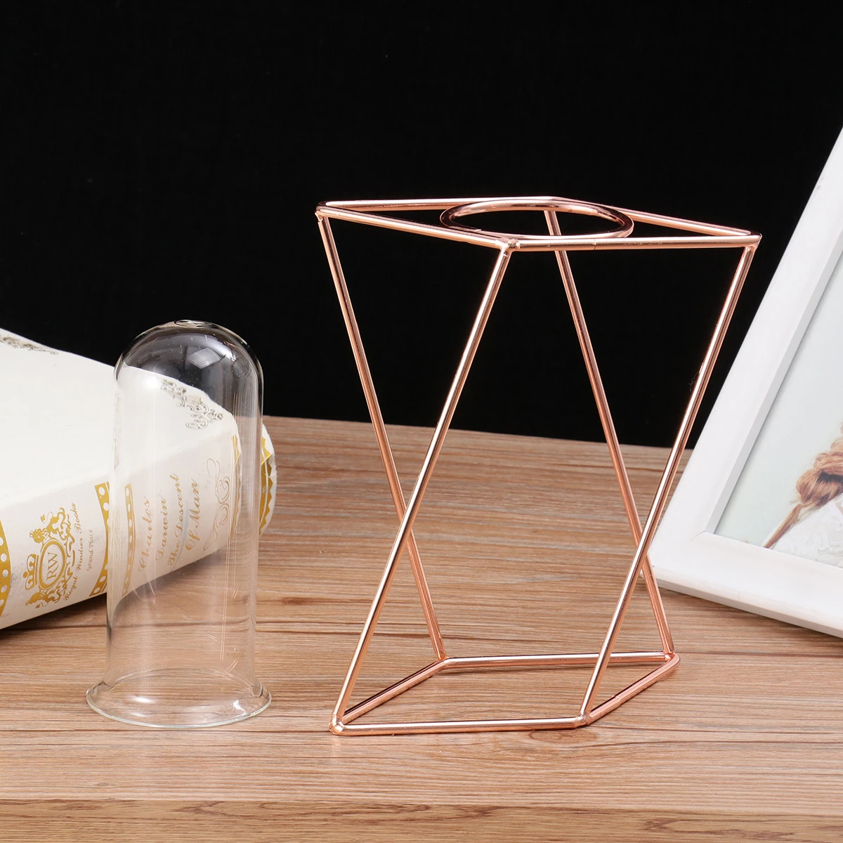 

Iron Tube Vase With Metal Flower Planter Heat Resistant Terrarium Decor For Home Office Gift (Golden