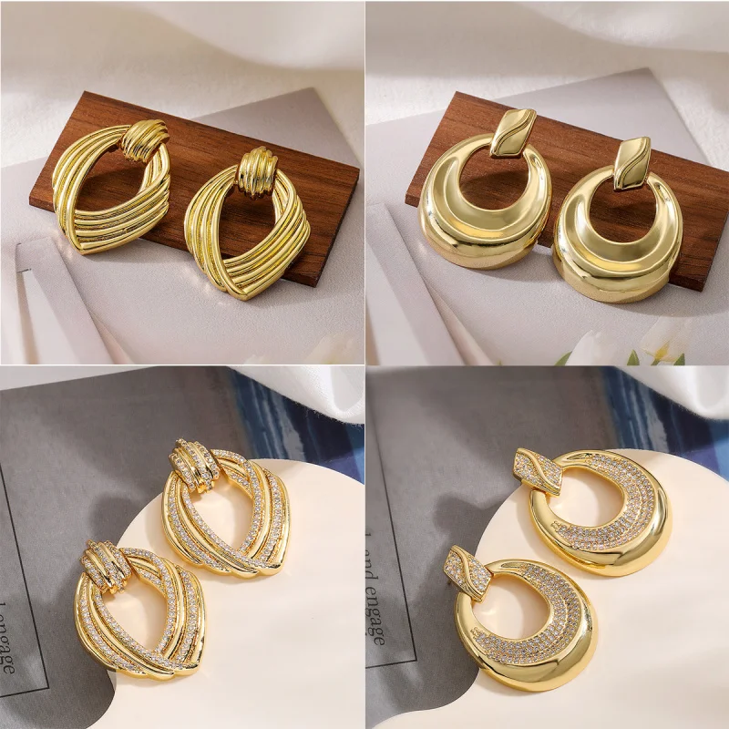 

Fashionable and Unique 18K Gold Plated Copper Zircon Geometric Pendant Earrings for Women, Niche Exquisite Temperament Ear Jewel