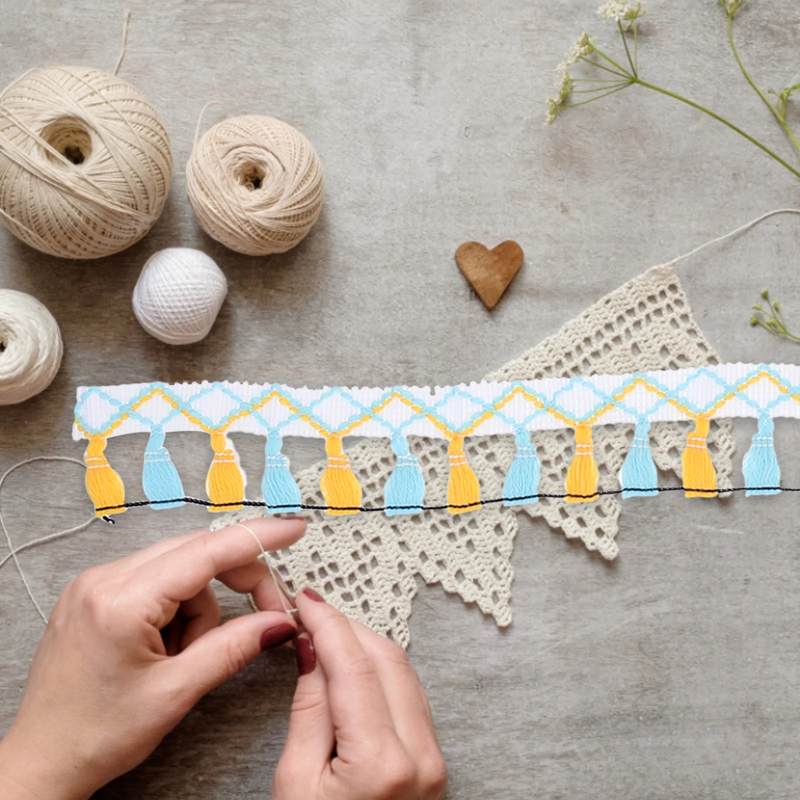 

1 Roll Tassel Design Embroidery Lace Trim Washable Durable Diy Craft Sewing Garment Decorative Clothing Accessory