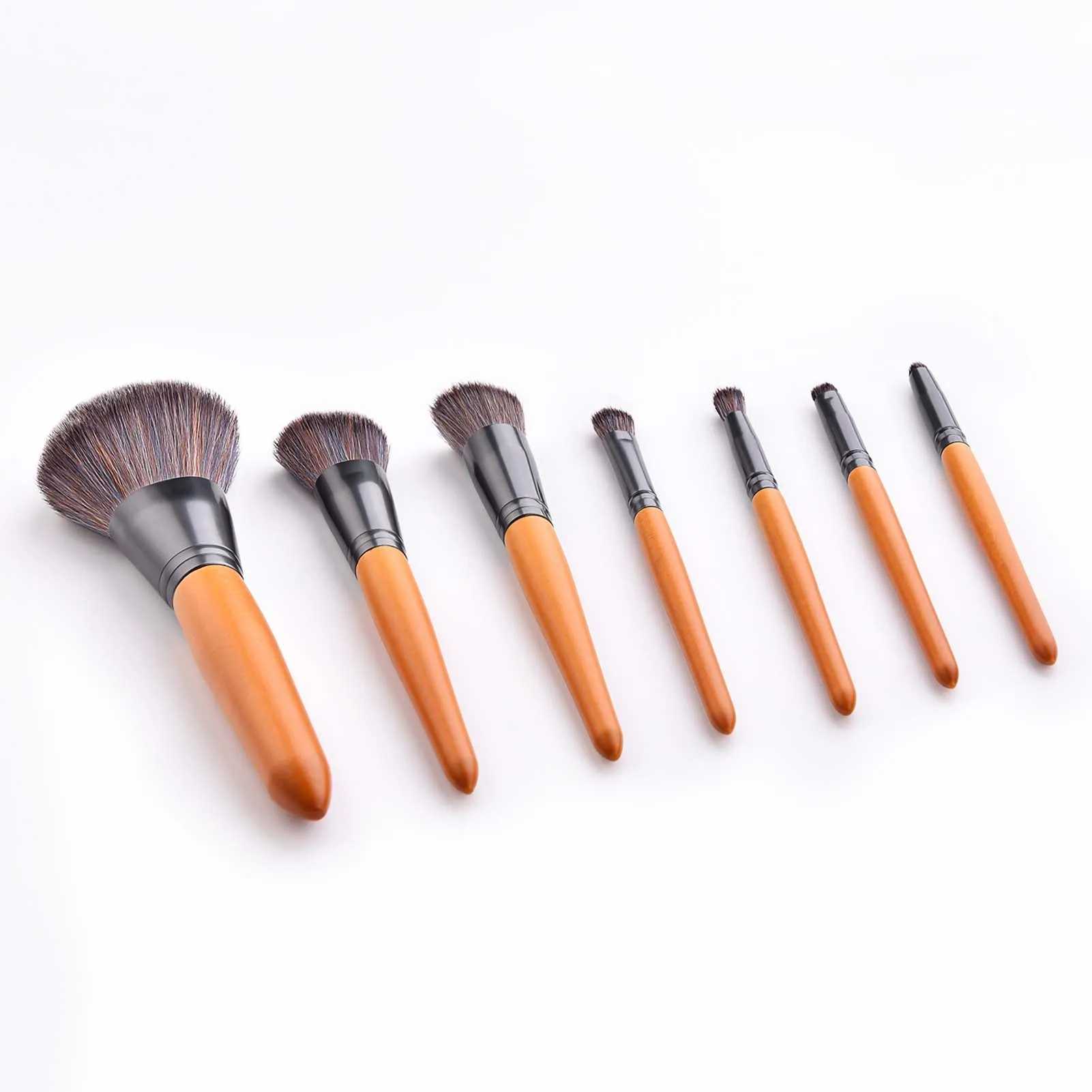 Stylish 7pcs Wood Color Makeup Brushes Set Multifunction Facial Cosmetic Tools For Women Girls