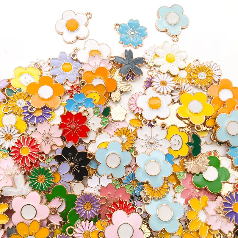 Mieszane 20/30/50 sztuk kwiatowa seria kwiaty Charms różne emaliowane wisiorki do tworzenia biżuterii naszyjnik DIY bransoletka kolczyki Making