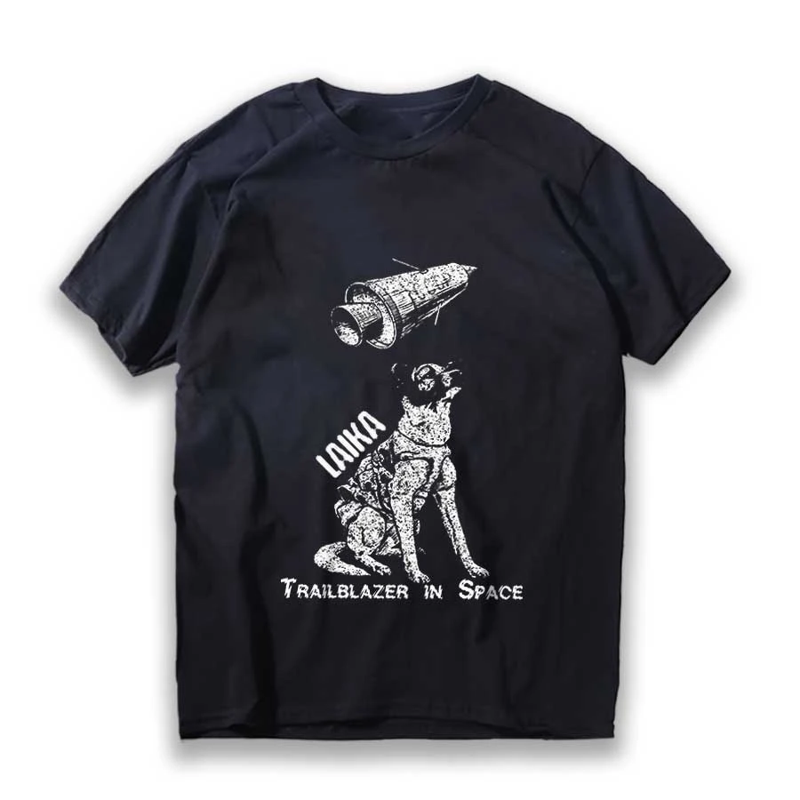 

Cotton Big Size Casual societ Astronaut Laika Dog Graphic Unisex T Shirt Space Dog Men Tee Shirt dog print T-Shirt Dcatee