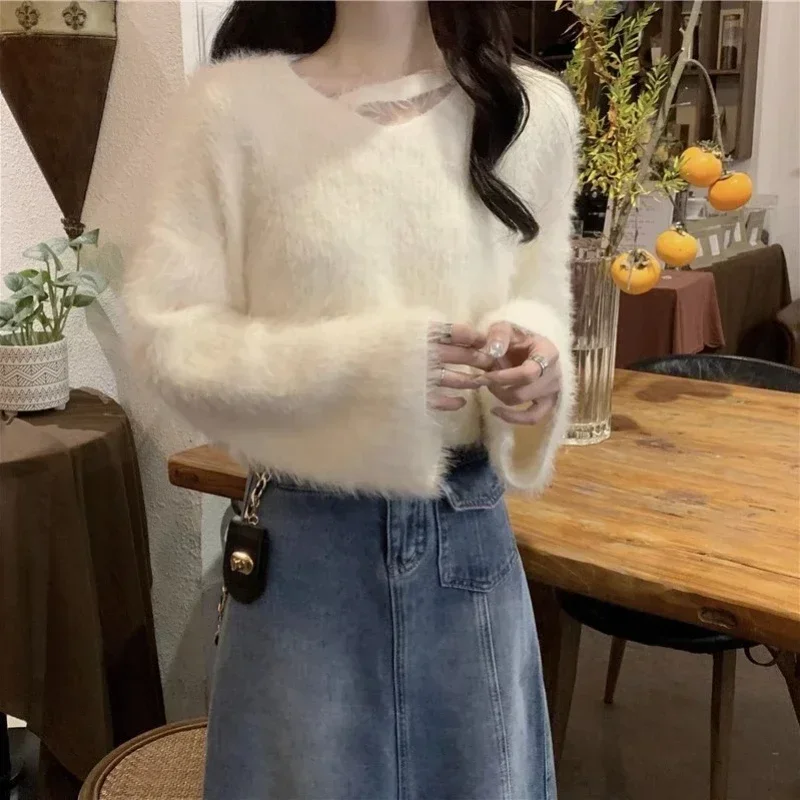 Ladies Sweaters V-neck Knitted Top for Women Short Crop White Pullovers Tricot Blouse Long Sleeve New in Aesthetic Knitwear Sale