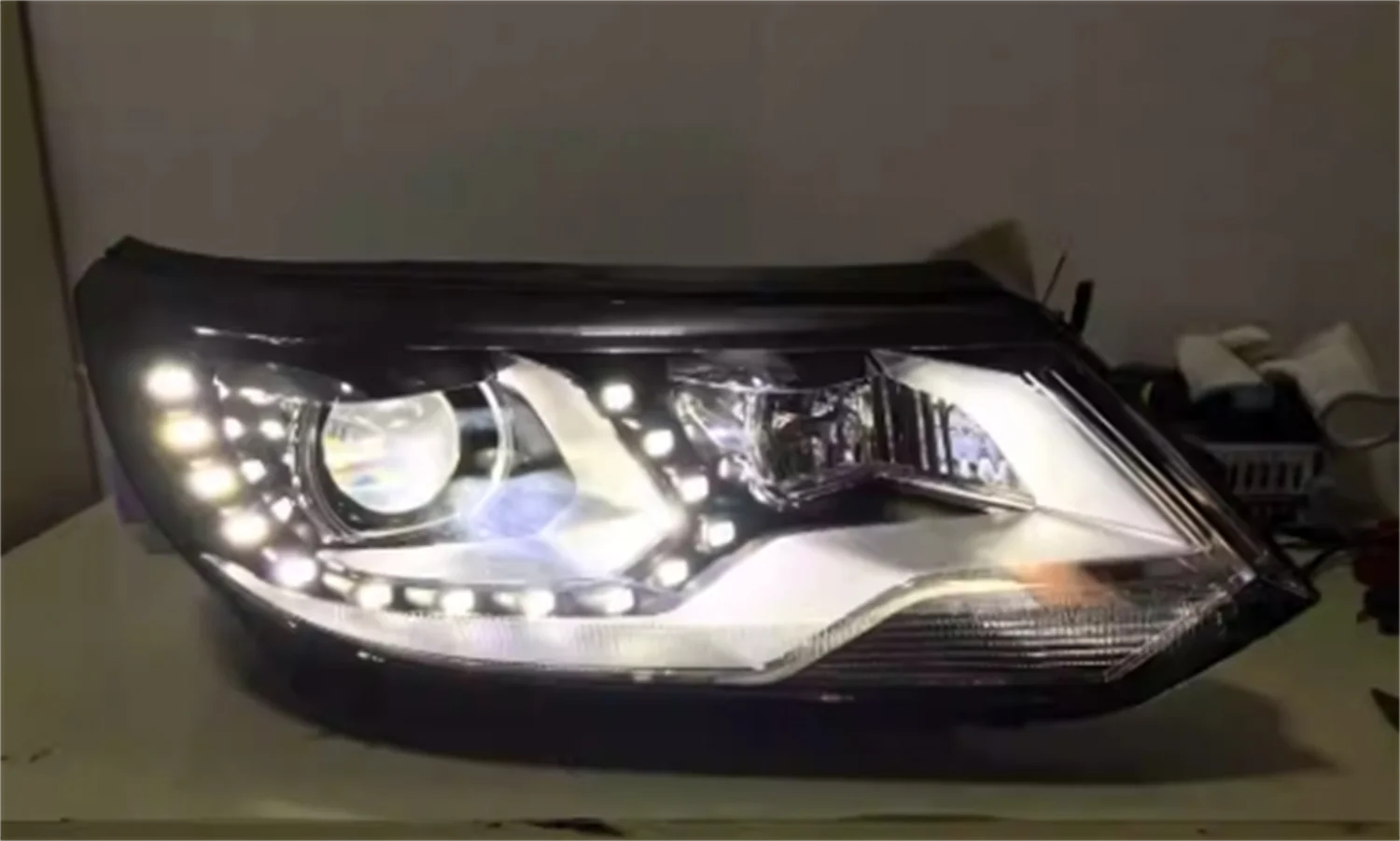 Car LED Headlamp Headlight Head Lamp DRL Daytime Running Light for Volkswagen vw Tiguan 2013