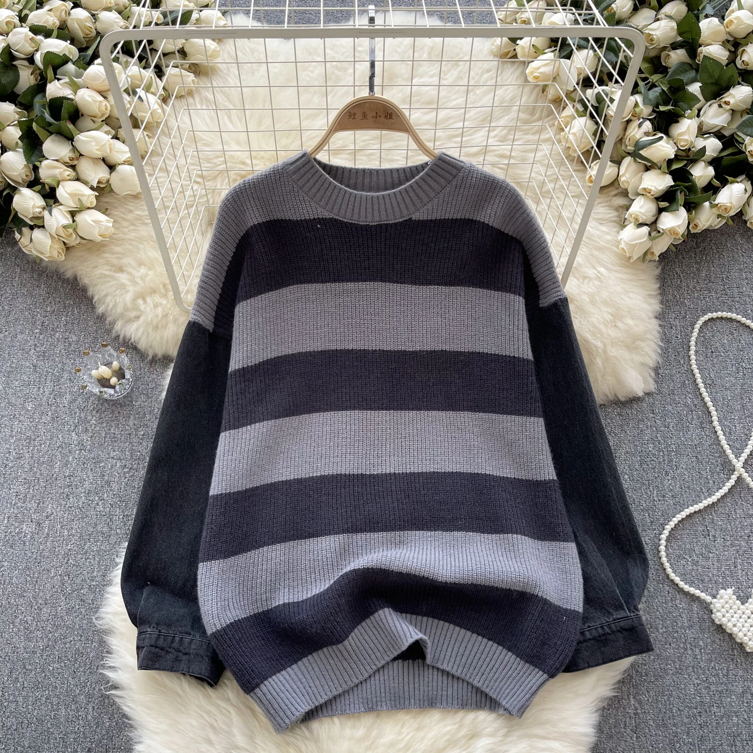 

Simple Striped Women Knitted Sweater Autumn Winter O-neck Long Sleeve Denim Splicing Tops Leisure All-matched Sweater Female