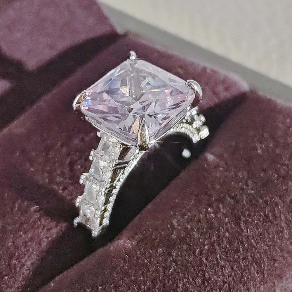 2023 New 925 Sterling Silver Fashion Luxury Diamond Ring Creative Geometric Type Engagement Wedding Ring