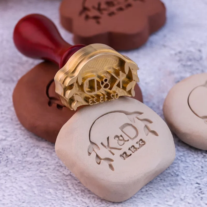 Individueller Tonstempel für Keramik, Seifenstempel, Geschenk für Töpfer, Polymerstempel, Keramikstempel für Töpferwaren, individueller Stempel – Detail 6