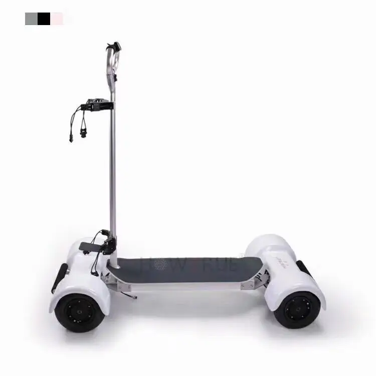 Comodo scooter a quattro ruote