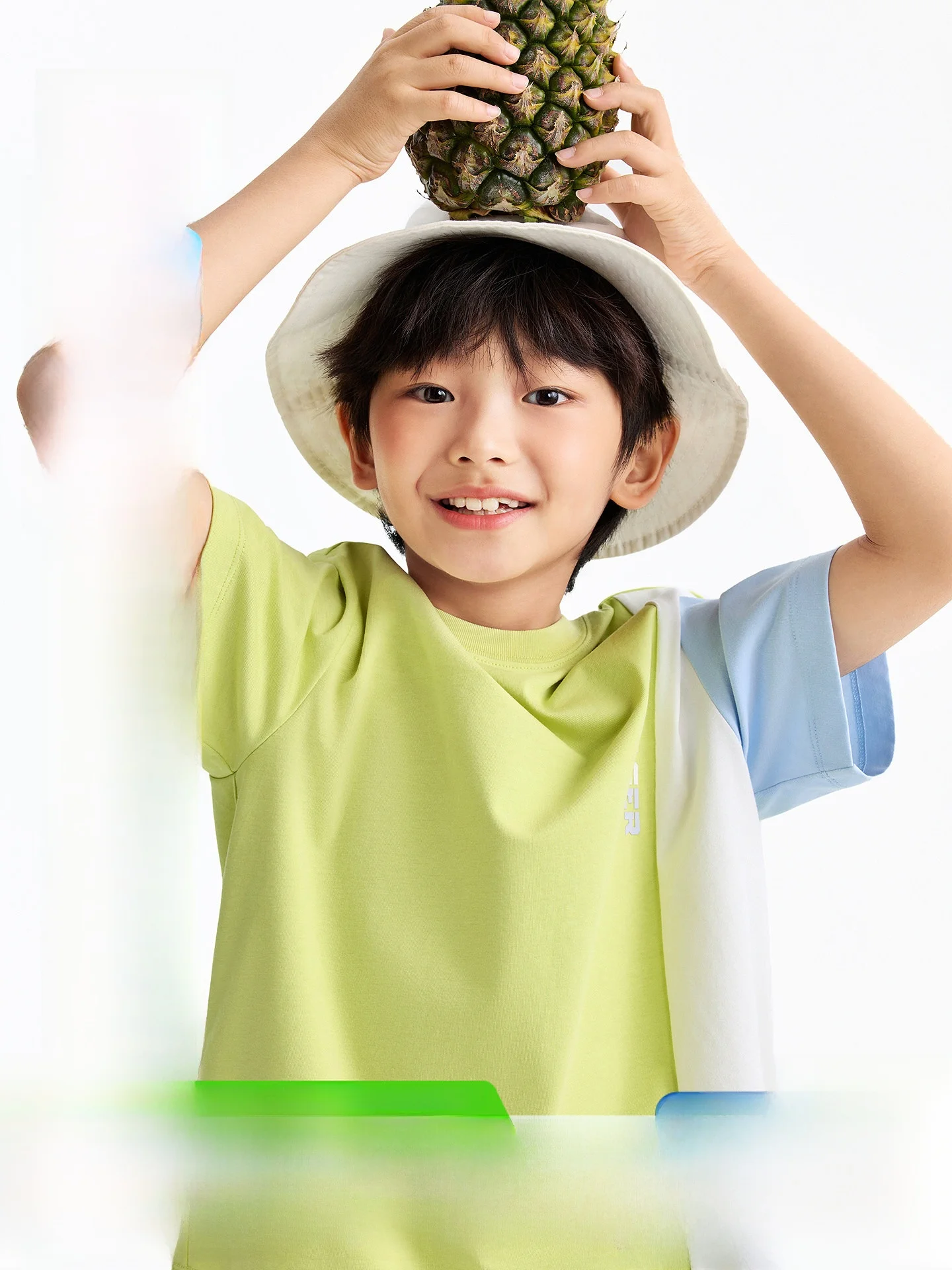 camiseta-de-manga-corta-con-espuma-viscoelastica-y-sensacion-refrescante-cuello-redondo-ligera-y-transpirable-ropa-infanti