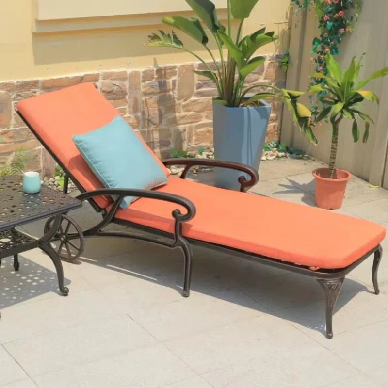 

Outdoor Recreation Cast Aluminum Recreation Chair Rust-proof Waterproof Garden Terrace Sundeck Chair with Cushion
