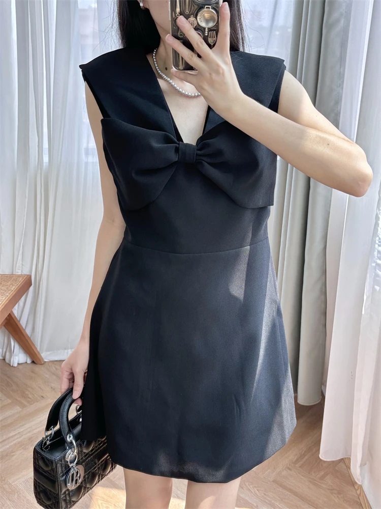 New 2024 Summer Women Bow Decoration Short Dress High Quality Sleeveless V-Neck A-Line Chic Sweet French Style Elegant Casual S