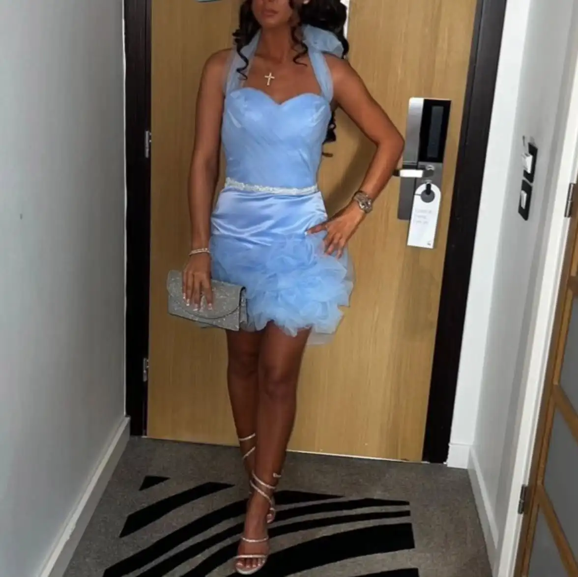 فستان كوكتيل قصير قصير للنساء غمد ثوب كوكتيل فوق الركبة طول الطية الديكور ثوب حفل زفاف