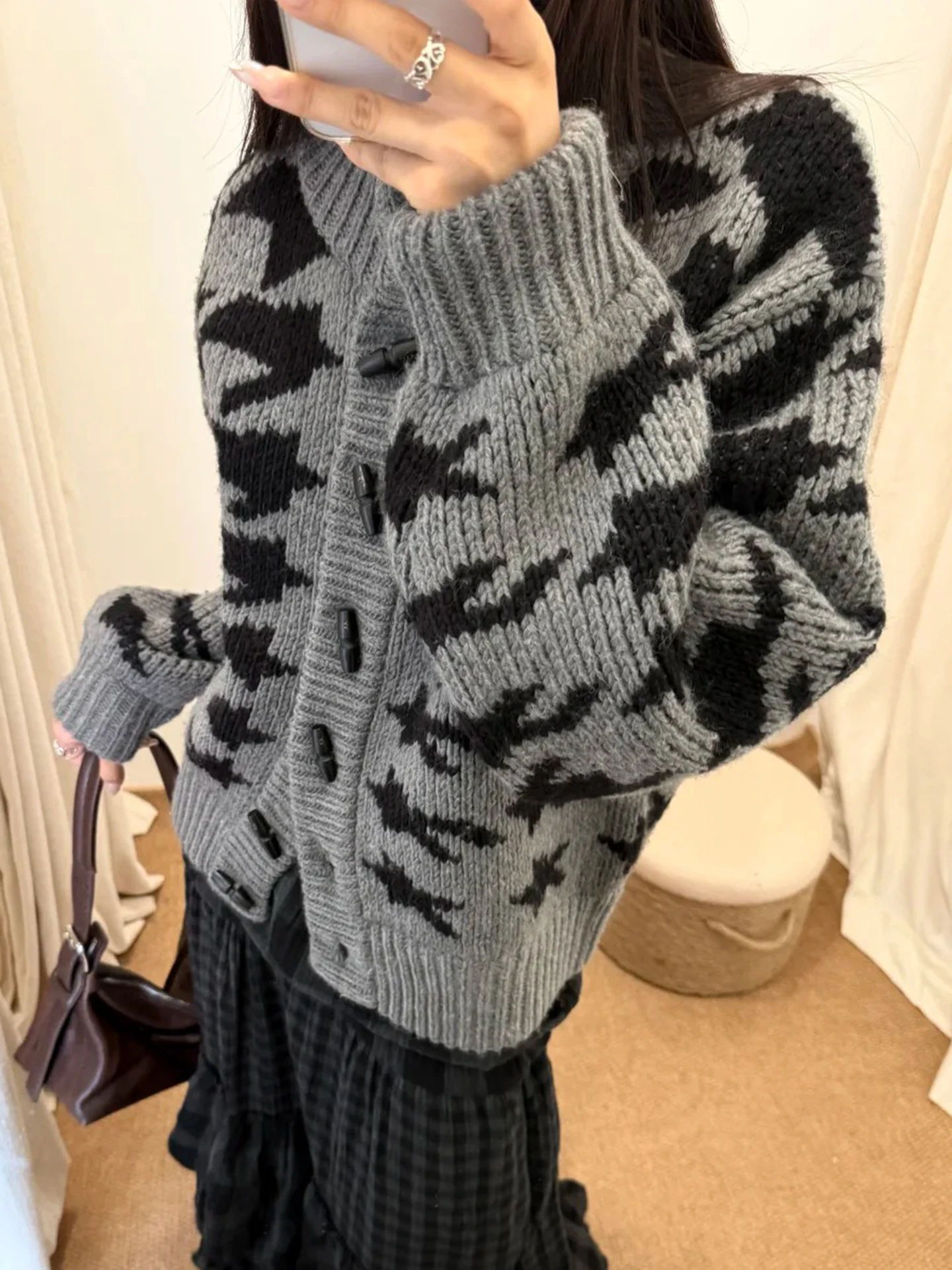 

Женский модный кардиган из 100% мериносовой шерсти, толстый трикотаж со звездным принтом, теплый мягкий топ, осенне-зимняя кашемировая повседневная одежда