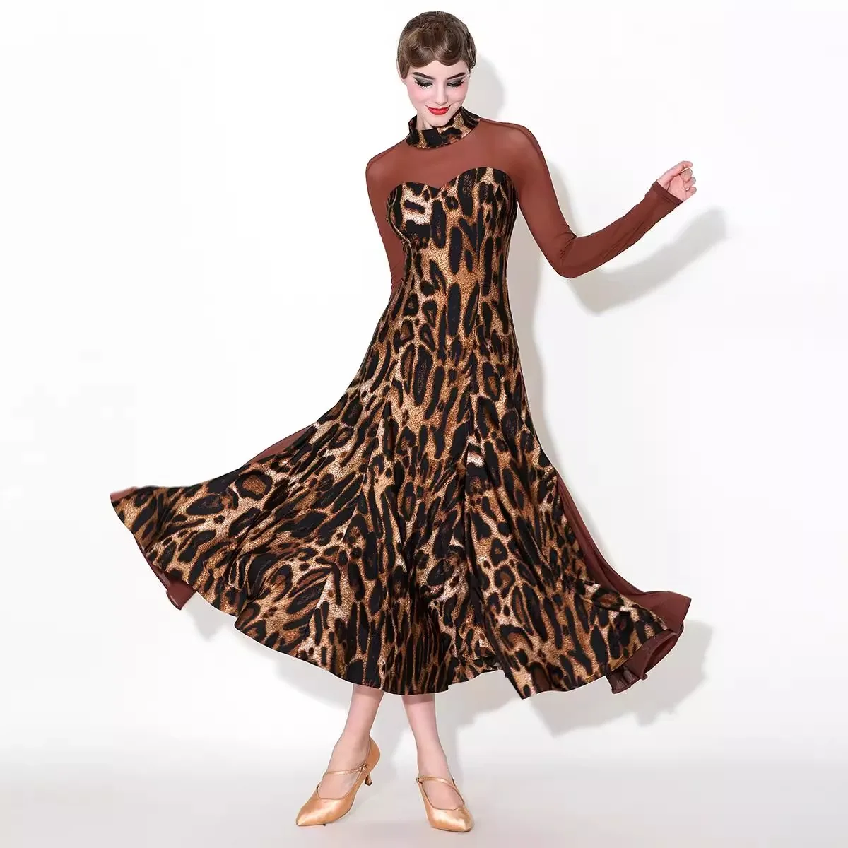 2026 New Women's Leopard Elegant Ballroom Dance Dress Performance Lace Long Sleeve Party Modern Waltz Practice Clothes