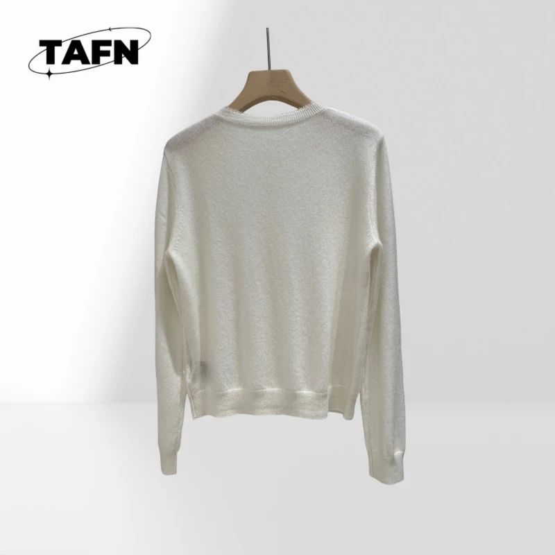 24 Luksusowy damski sweter w stylu europejskim, kaszmirowy, ciepły, uliczny, wysokiej jakości, wygodny, klasyczny AC3010