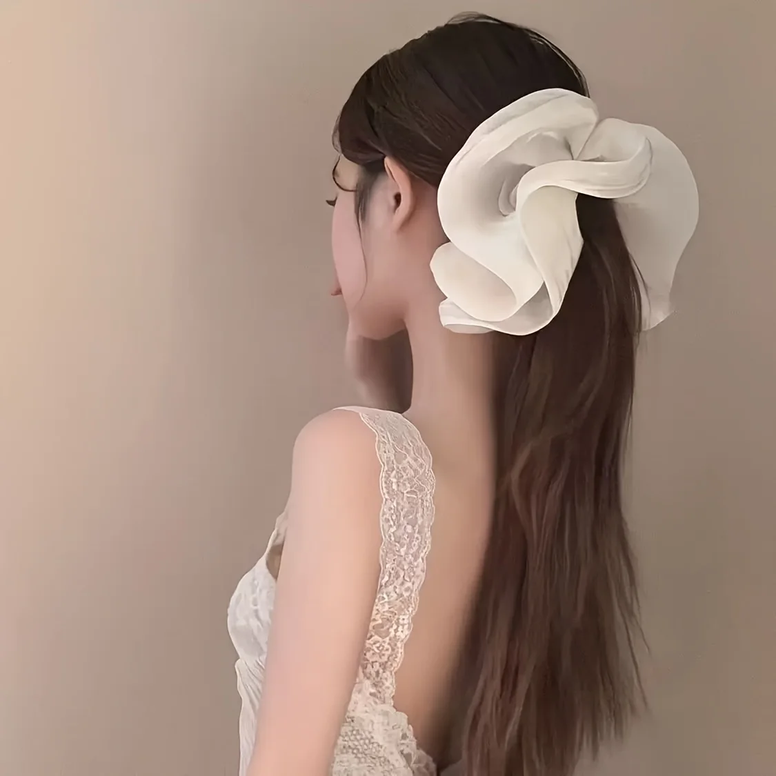 1pc Elegant Tulle Cloud Flowing Floral Bud Hair Clip, New Mori Style Back of Head Volume