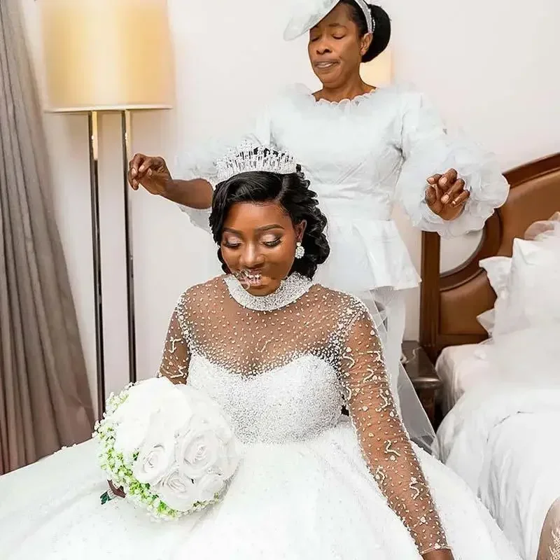 Aangepaste kralen top baljurk Nigeria bruiloft hoge kraag parels lange mouw satijn plus size Afrikaanse bruidsjurken