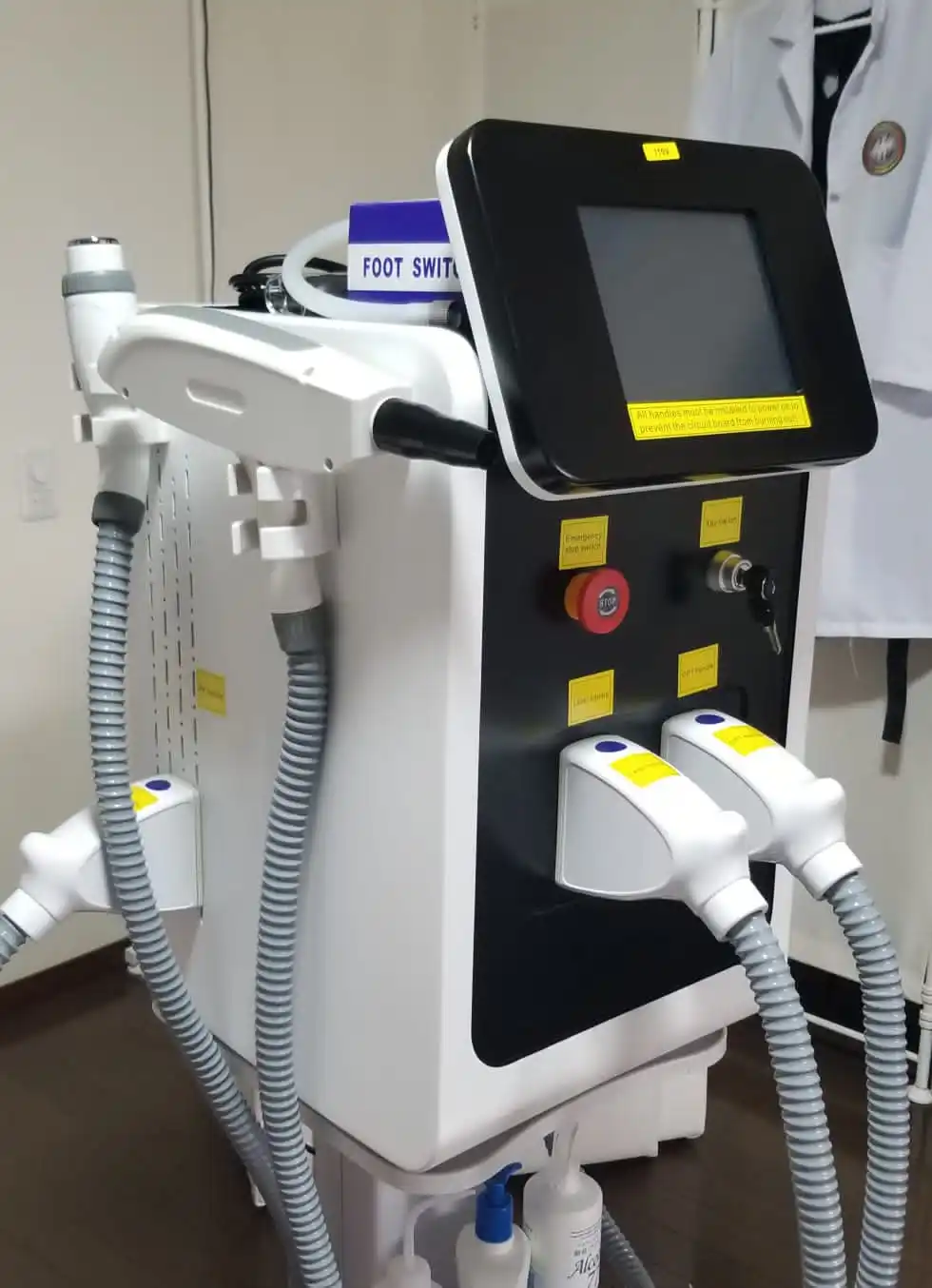 3-in-1-Diodenlaser OPT IPL Haarentfernungsmaschine Tragbarer ND Yag Laser Tattoo entfernen Professionelles Schönheitsgerät Laser-Haarentfernung