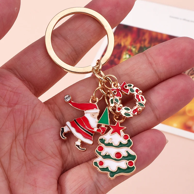 Cute Santa Claus Keychains Enamel Christmas Tree Wreath Keyrings Festival Gifts for Women Men Handbag Pendants Key Chains