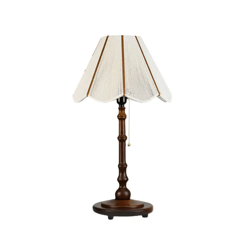 New medieval desk Bedroom bedside Study warm Song-style atmosphere High value creative decorative desk lamp