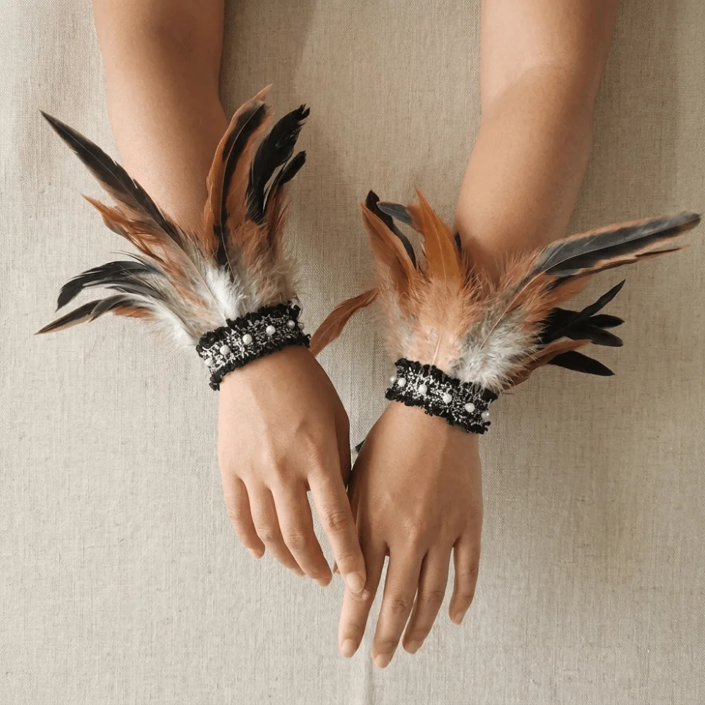 Fashion Lace Feather Wrist Cuffs Adjustable Lightweight Halloween Arm Cuff Gloves Fluffy Wristband Carnival