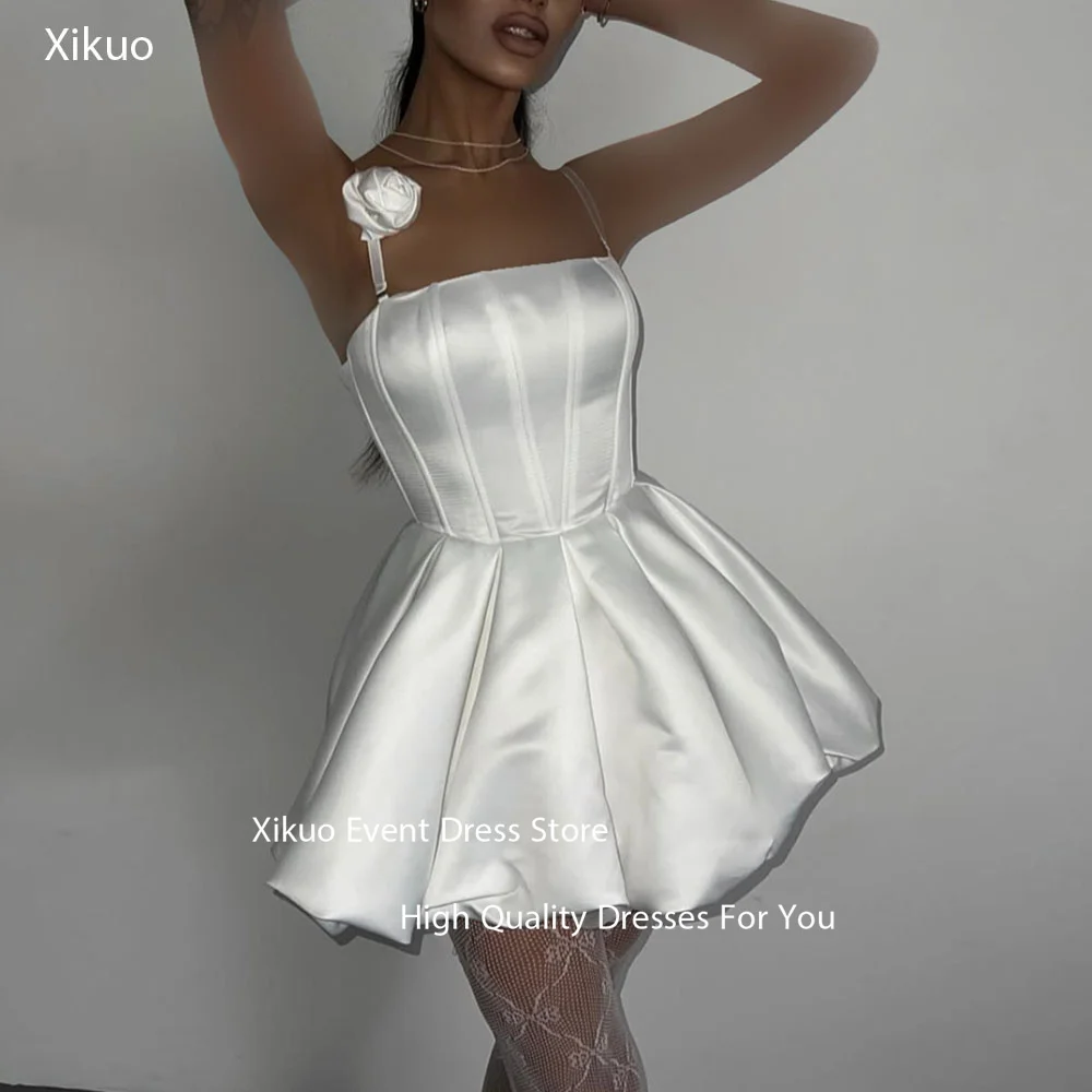

Xikuo 3D Floral Spaghetti Straps Homecoming Dress Backless Mini Prom Gowns A Line Modern Graduation Formal Gowns Customized