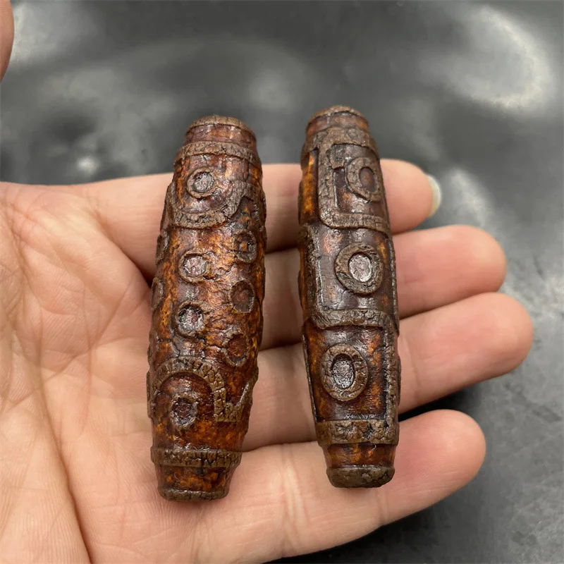 

Patterned 21 Old Agate Tube Nine Eyes Dzi Beads