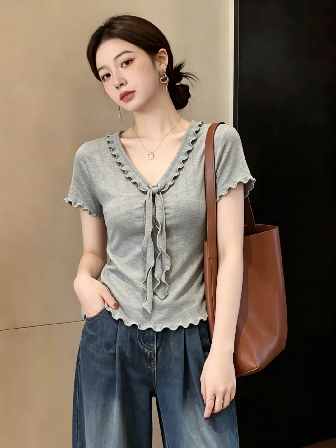 plus Size V-Neck Short Sleeve T-Shirt Women Summer Slimming Stylish Shoulder Level Top Korean Style Breathable Skin-Friendly
