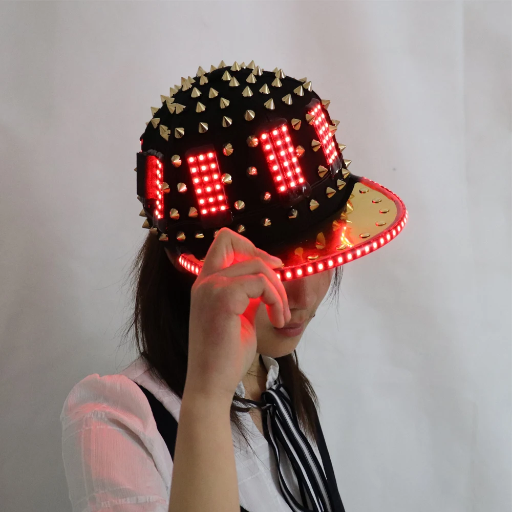 Unisex Punk Hedgehog Rock Rivet Cap Newest Unique Gold Silver Rivet LED Hat Fashion Snapback for Street Hip-hop Rivet man woman