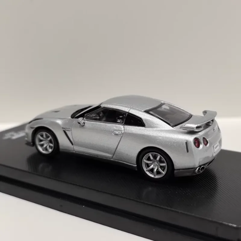 DEA 1/64 مقياس GT-R R35 2007 سبيكة محاكاة نموذج سيارة مجموعة ثابتة زينت عطلة اللعب هدية تذكارية #6