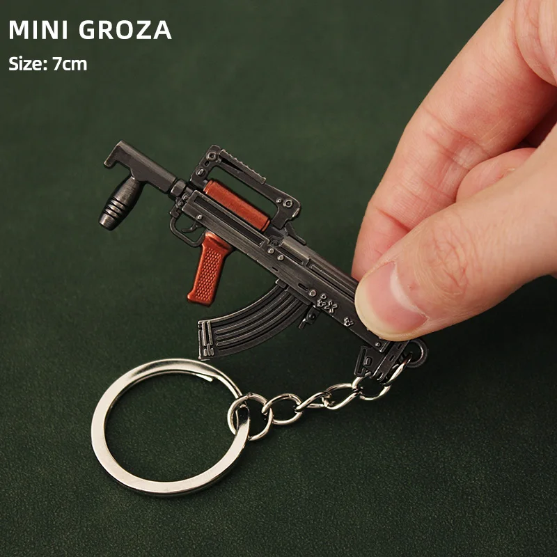 Pubg Keychains Metal Gun Fashion Eat Chicken Weapon Model Toy Key Ring Cartoon 3D New Design Wholesale Backpack Ornament Gift