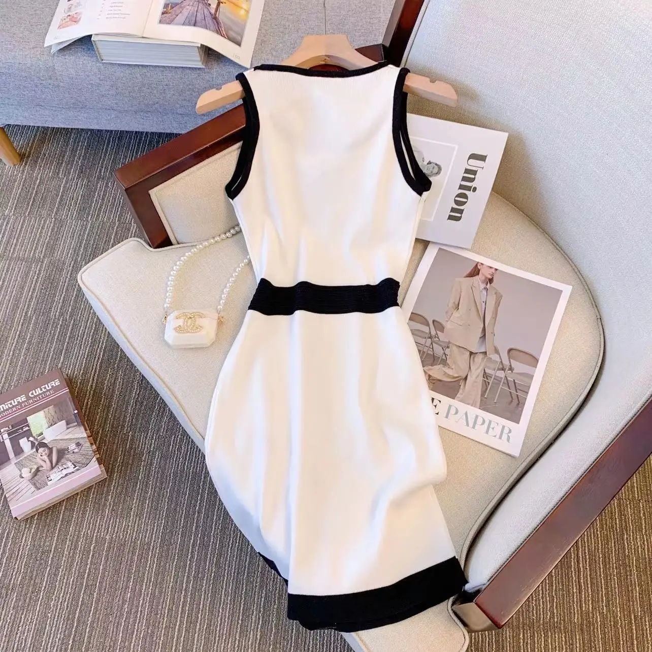 فستان قصير محبوك للنساء صيفي كاجوال معدني بصدر واحد فساتين نحيفة عالية الخصر أنيقة برقبة دائرية بدون أكمام #3