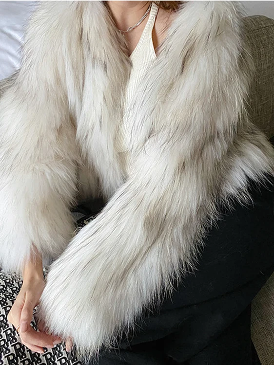 Casaco curto de pele sintética f sem mangas, com capuz, gola redonda, tamanho , modelador, estilo streetwear moderno.