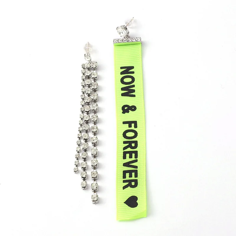 Kenge, colored diamond fringed letter earrings women's spring and summer 2023 new asymmetric webbing letter earrings treatment