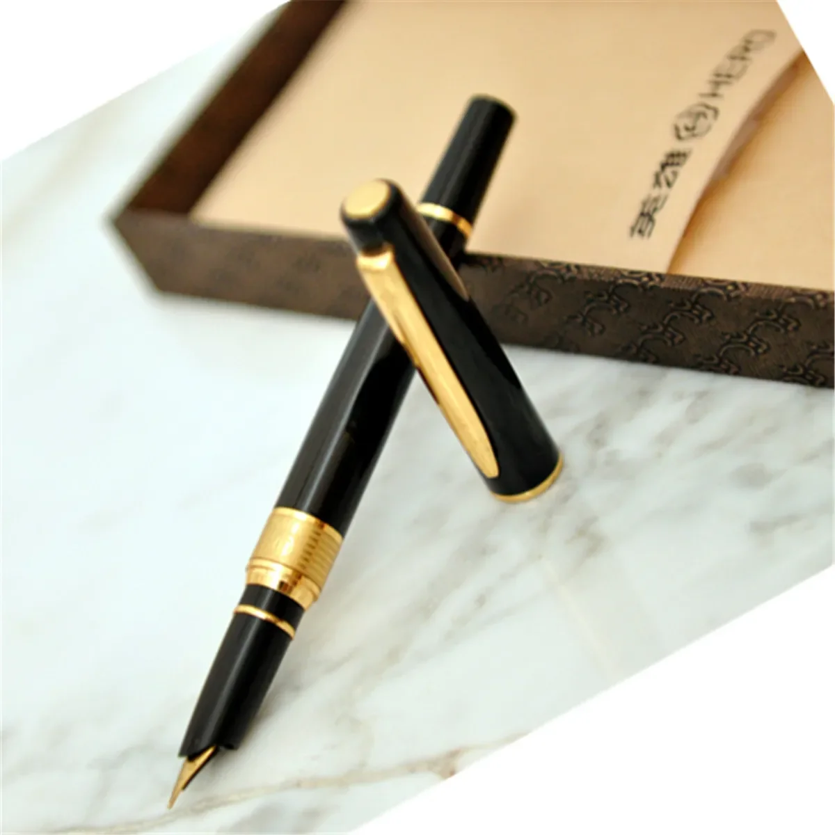 

HERO 3801 Black Fountain Pen Gold Clip Retro Ink Pen Finance Nib Fine 0.5mm Business Office School Supplies Stationery