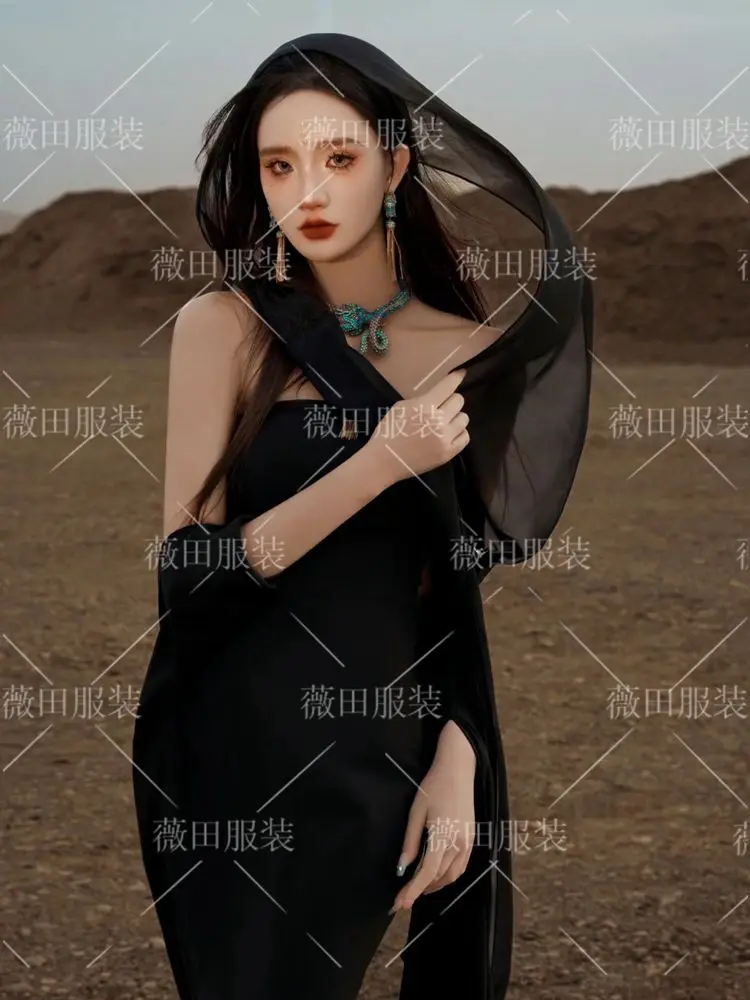 

New Desert Dunhuang Kweichow Moutai Black Ghost Knife Wind Chimes North Exotic Style Travel Photography Photo Album Clothes