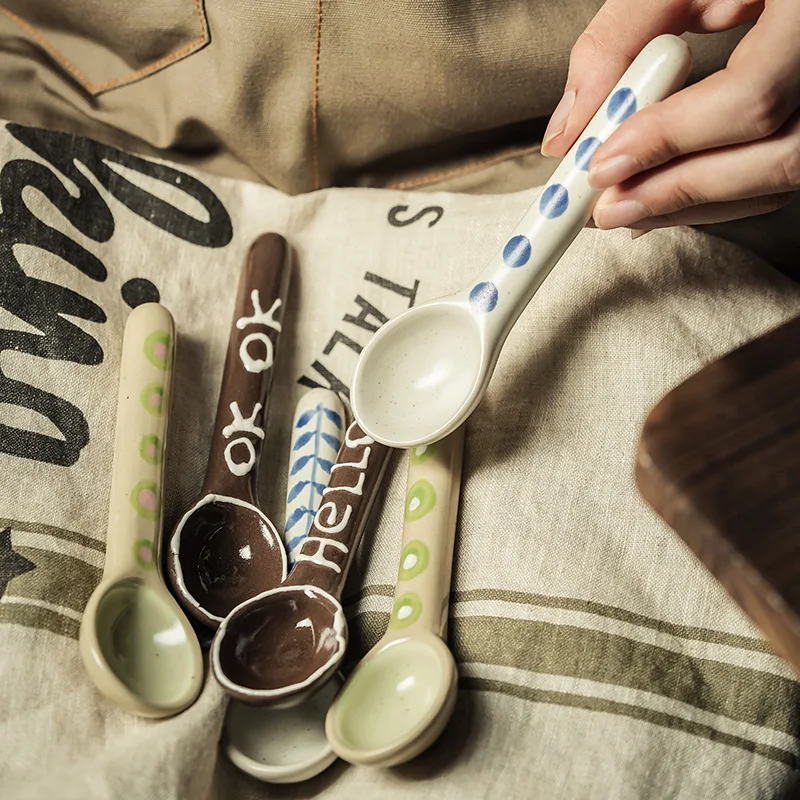 

New Vintage Japanese Home Kitchen Soup Serving Handmade Ceramic Spoon High Aesthetic Value Spoons with Coarse Ceramic Soup Spoon
