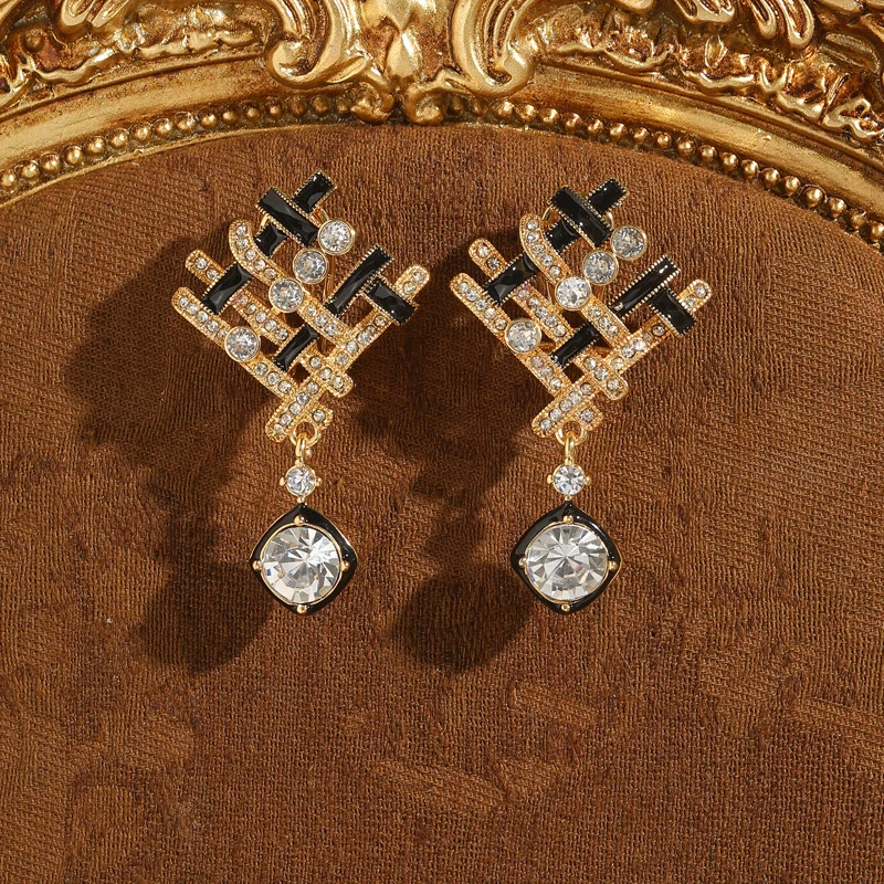 

Vintage Gold Color Drop Earrings High Quality Luxury Brand Cross Black Enamel Rhinestones Zircon Pendant Jewelry Valentine Day