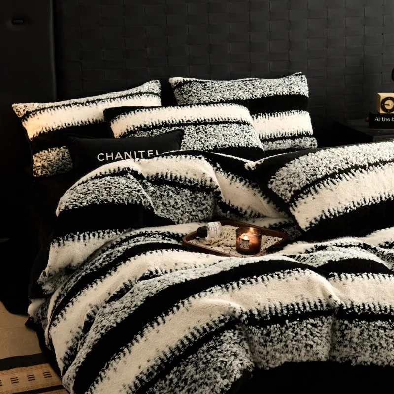 Light Luxury Winter Thickened Warm Milk Fleece Bed Four-piece Set New Coral Fleece Bed Sheet Quilt Cover Pillowcase Bedding Set