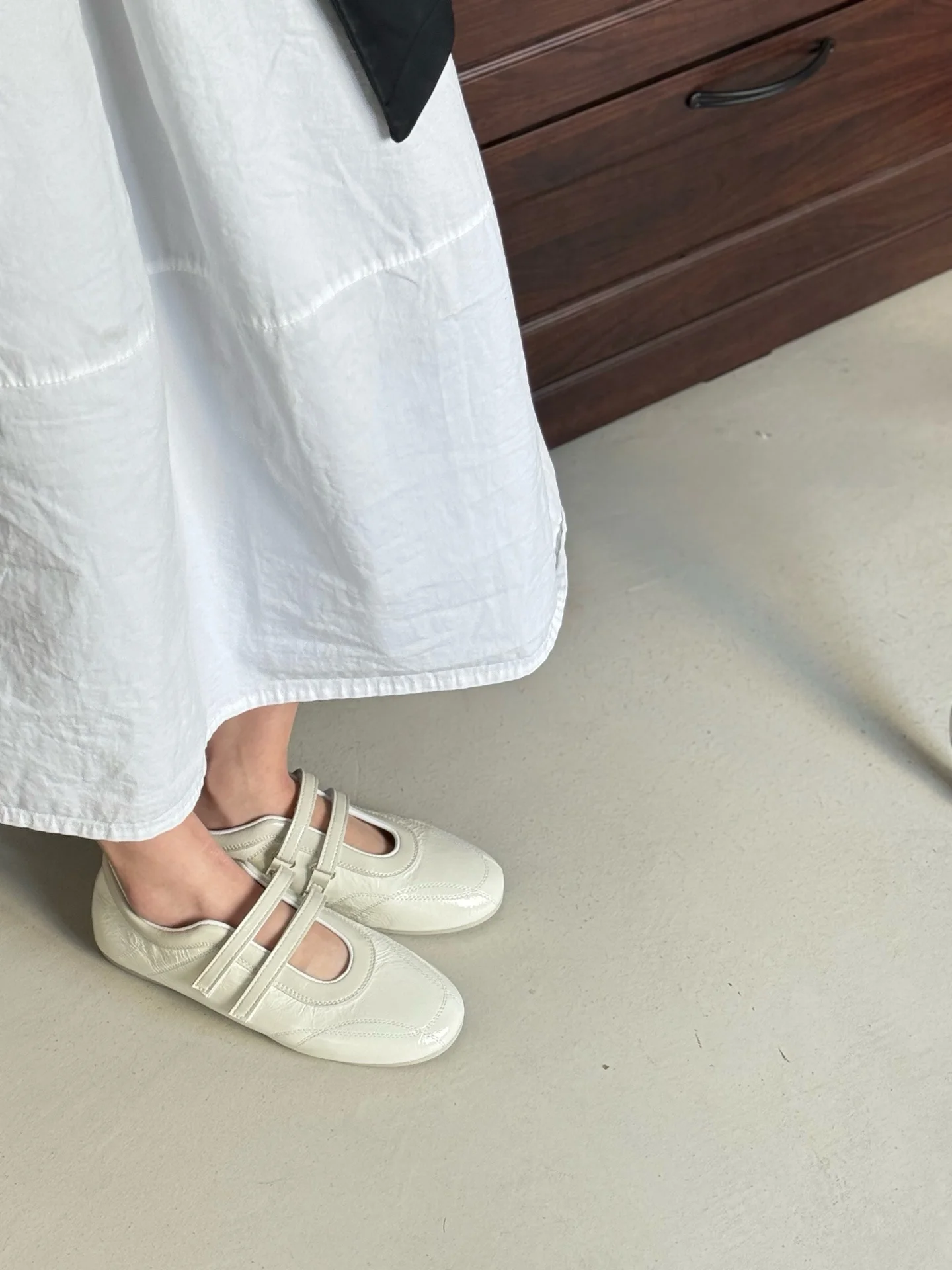 zapatos-planos-plateados-tipo-mary-jane-para-mujer-con-doble-correa-sin-cordones-tacon-bajo-modernos-casuales-punta-redonda-de-piel-de-oveja