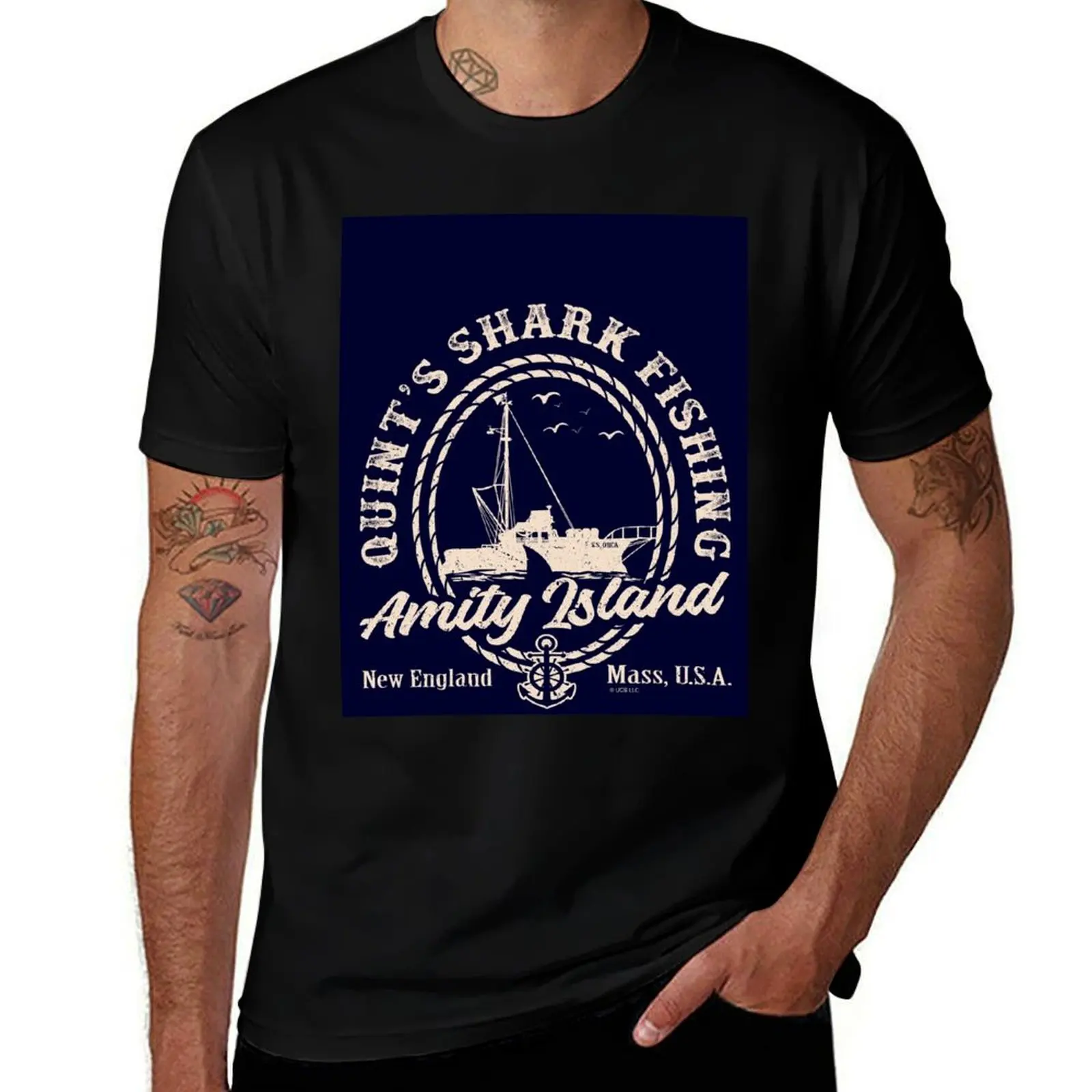 Quint's Shark Fishing (Universal ? UCS LLC) T-Shirt Work Outdoor for Men T-Shirt
