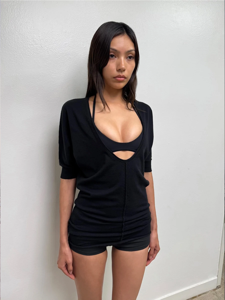 Tank Purple Black Deep V-Neck Knitted Top Can Be Worn In Both Front And Back, With Mid Sleeves And A Long T-Shirt Skirt
