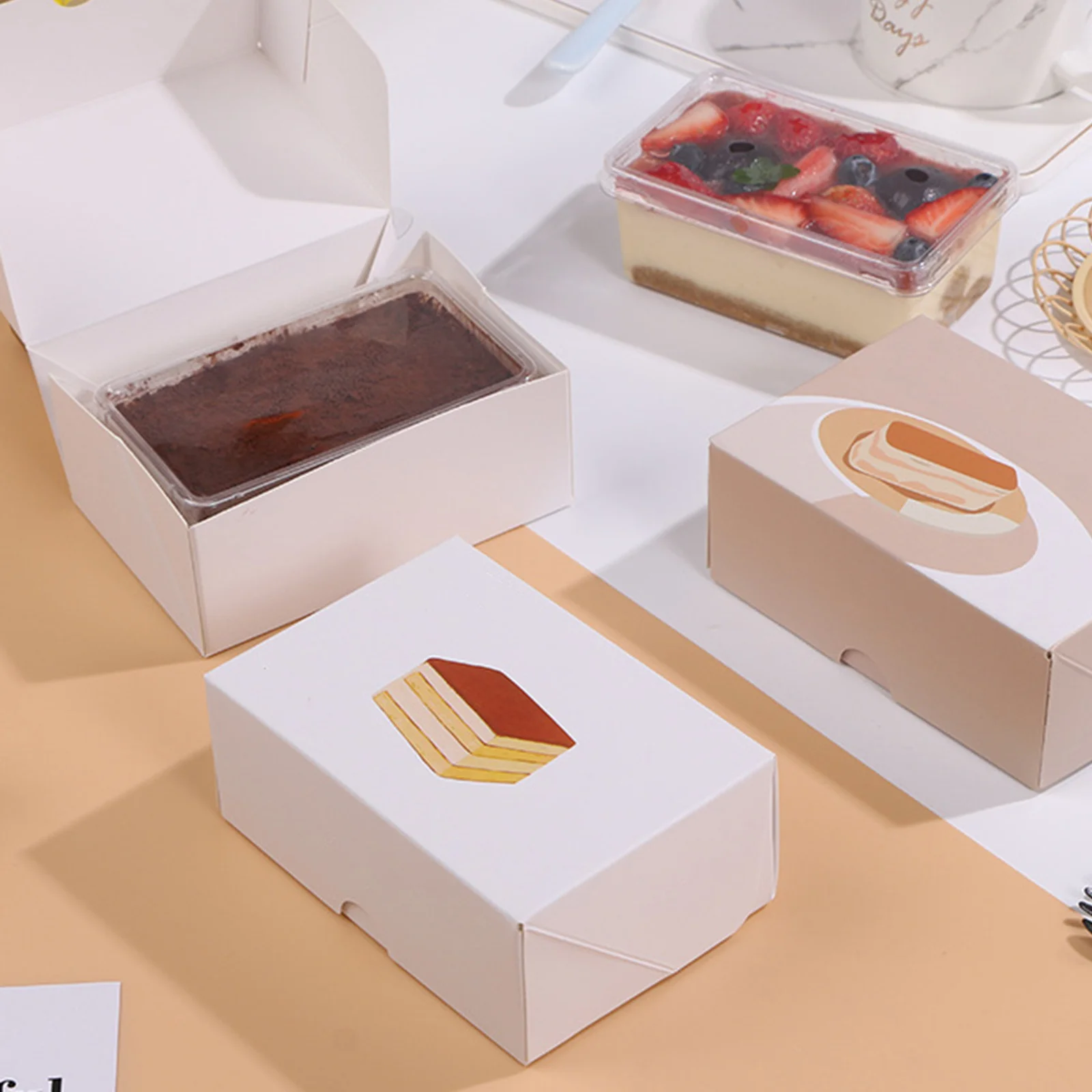 Scatole per tiramisù da 20 pezzi Custodie per torte Contenitori trasparenti per cupcake Coperchi Mousse Scatole trasparenti per bomboniere per alimenti