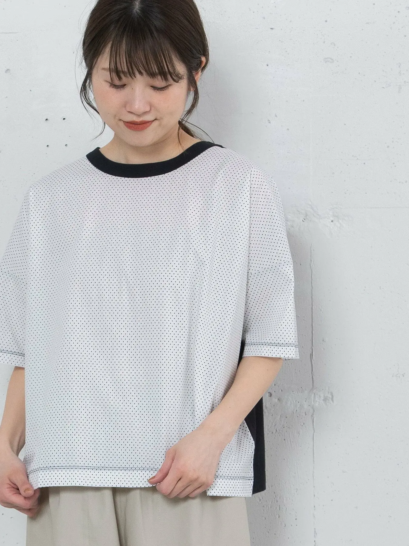 Summer New Loose Japanese Style Pou Dou Dou Design Sense Mesh Splicing Short Sleeve Large Size Outline T Shirt Women's Fashion