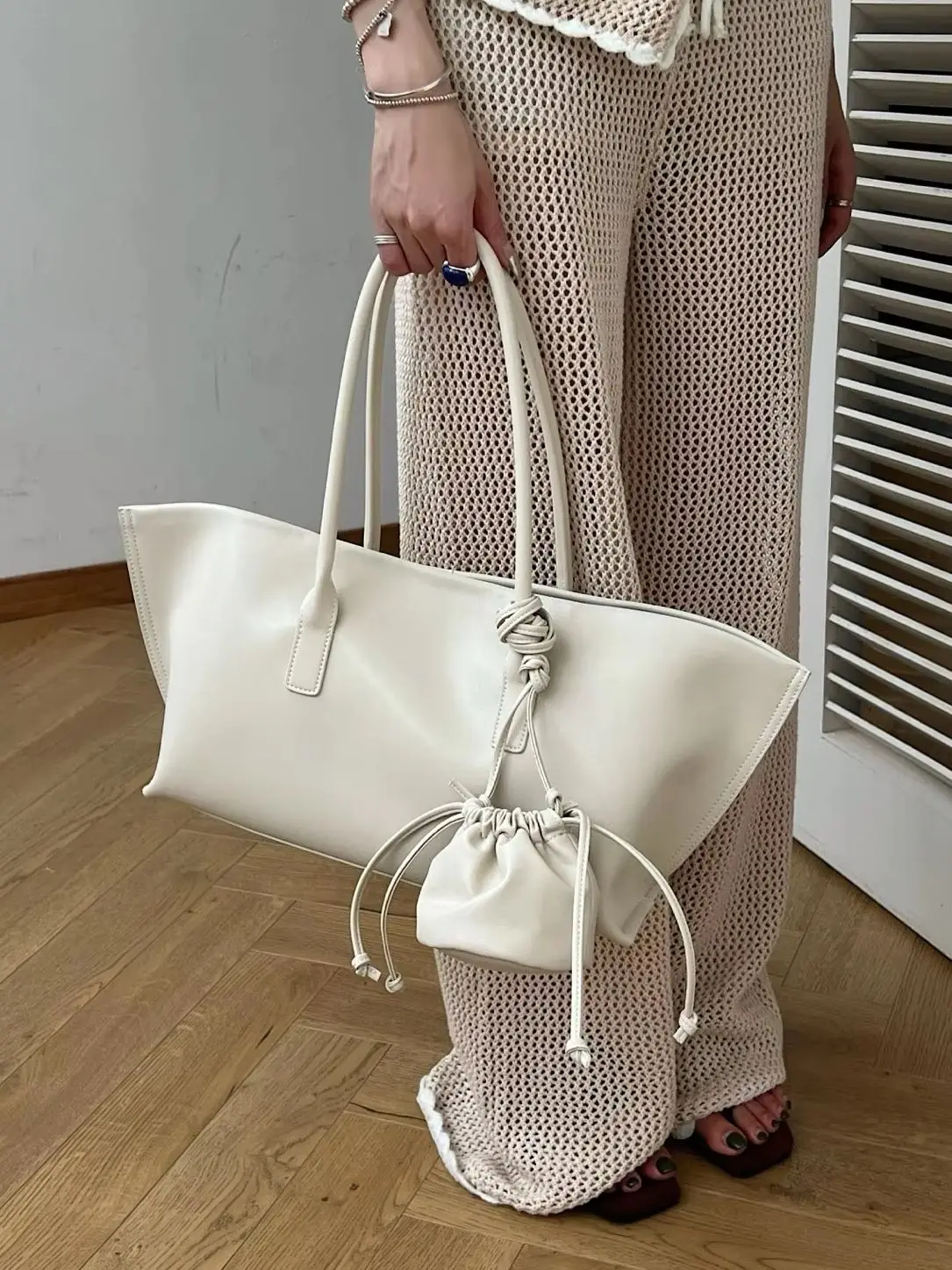 Genuine Grade Cow Leather Women's Shoulder Bags Luxury Designer Brand Ladeis Large Tote Female Fashion Cowhide Underarm Bag New