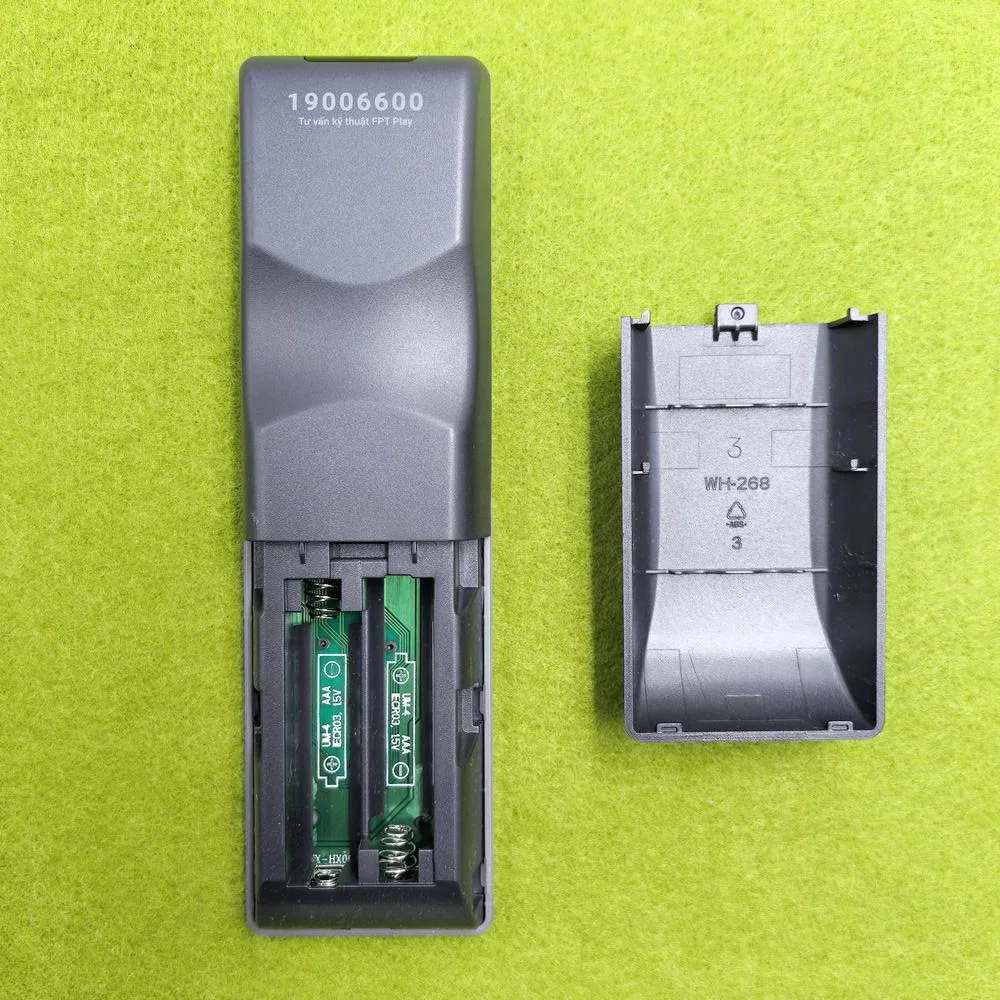 ORIGINAL REMOTE CONTROL EIR41APT/RHS12X FOR FPT Play Box 2022 ST650