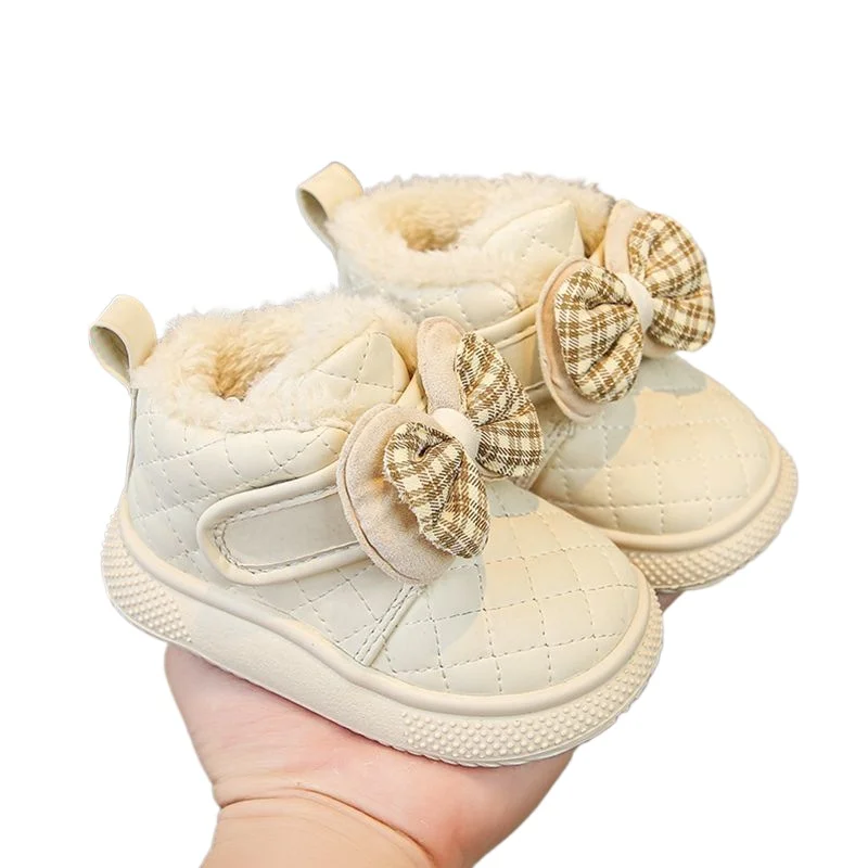 2024 Winter Kinderschuhe Anti rutsch Baby Schneeschuhe schöne Stiefel für Mädchen Turnschuhe weiche Sohle warme Baumwoll stiefel ботинки детские