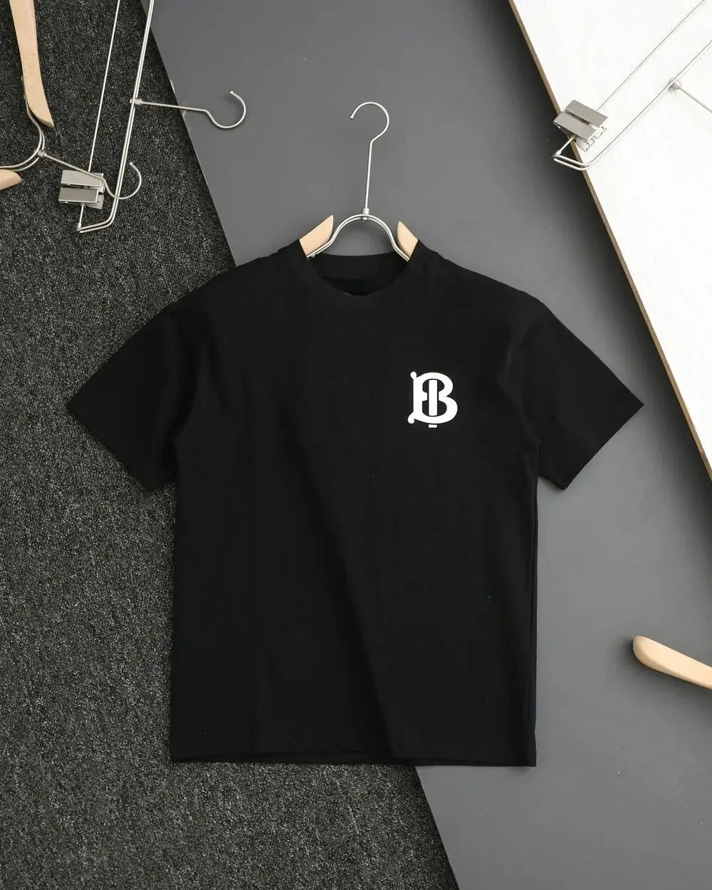 2024 Men's Women's High Quality T-shirt Cotton Short-sleeved T-shirt Brand Summer Fashion Black Comme Des Garçons Tees Top