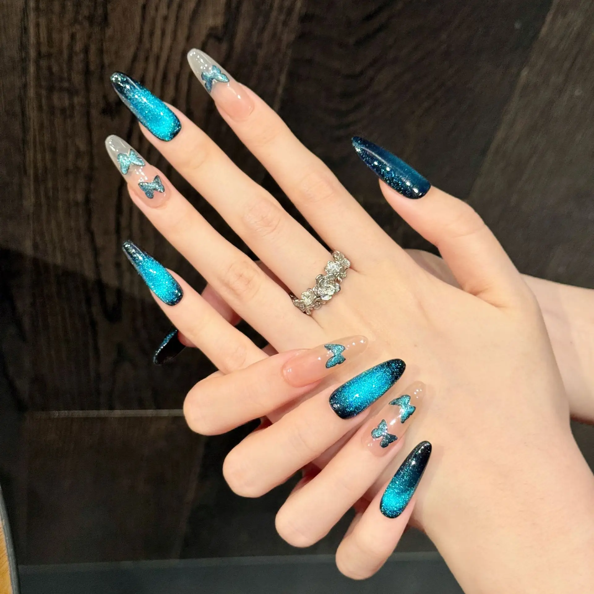 10 szt. Ręcznie Robione Sztuczne Paznokcie Motylkowe Niebieskie Kocie Oko Pełne Pokrycie Końcówki Paznokci Proste Krótkie Kwadratowe Sztuczne Paznokcie Do Noszenia Paznokcie Naklejane