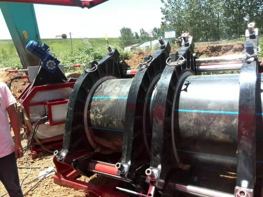 Saldatrice idraulica a fusione di testa per tubi in hdpe SHBD1600